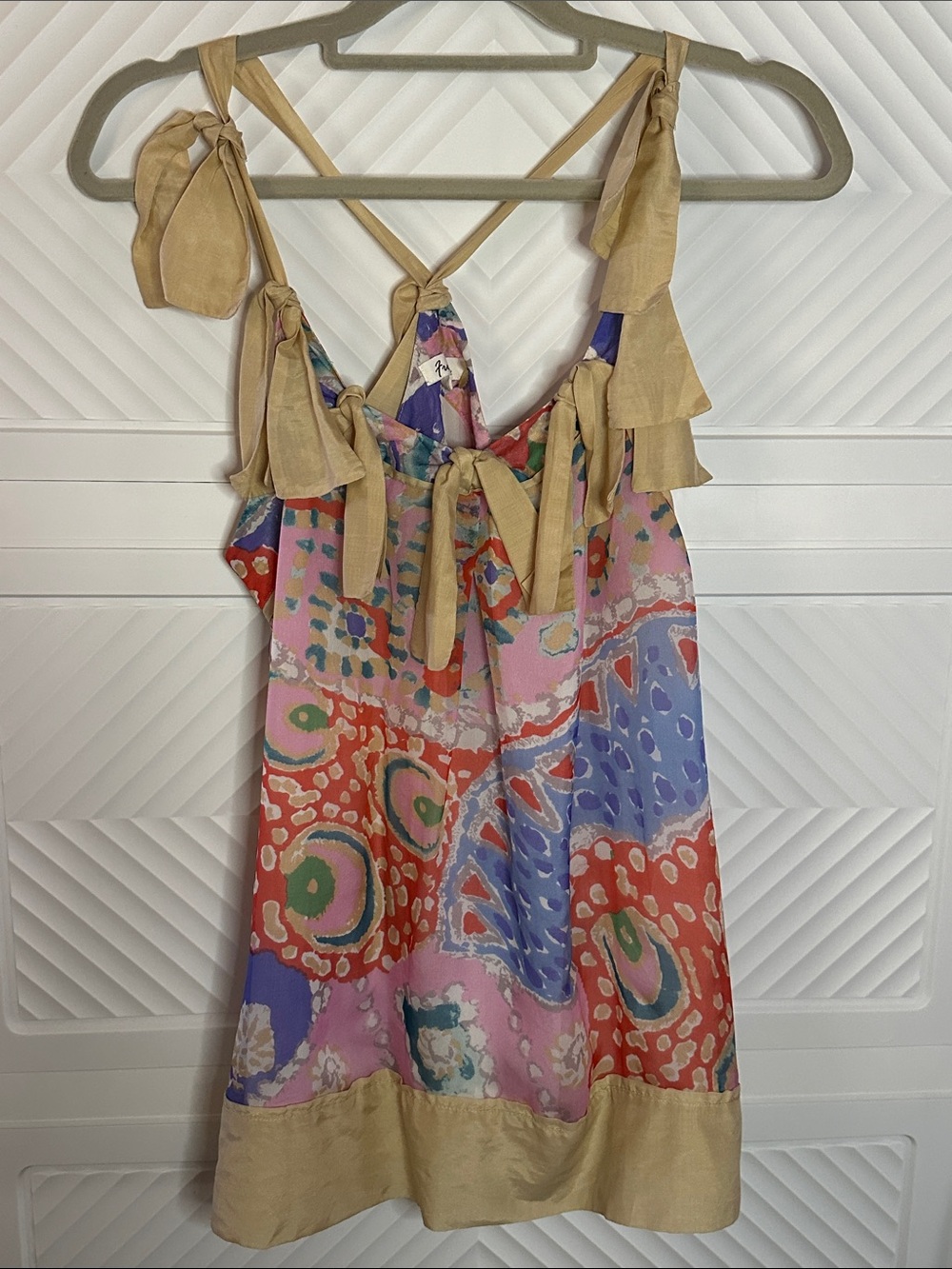 Women’s Multicolor Tie-Shoulder Tank Top with Beige Accents